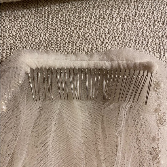 Bridal Accessory Set - Picture 5 of 9